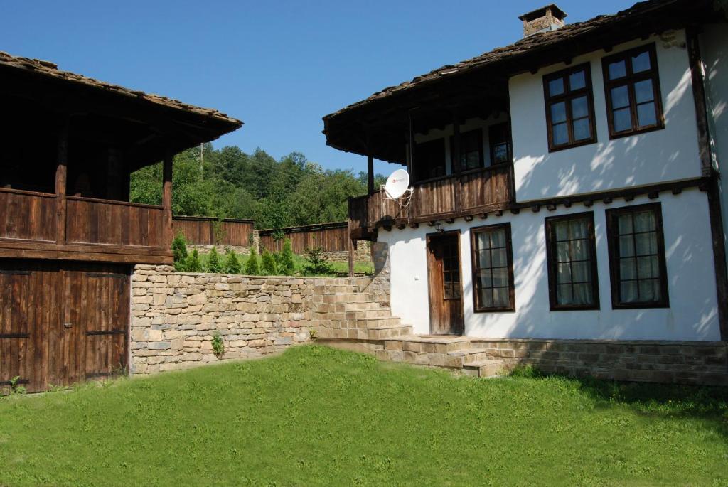 Къща Балканец Balkanets (Lovech) المظهر الخارجي الصورة
